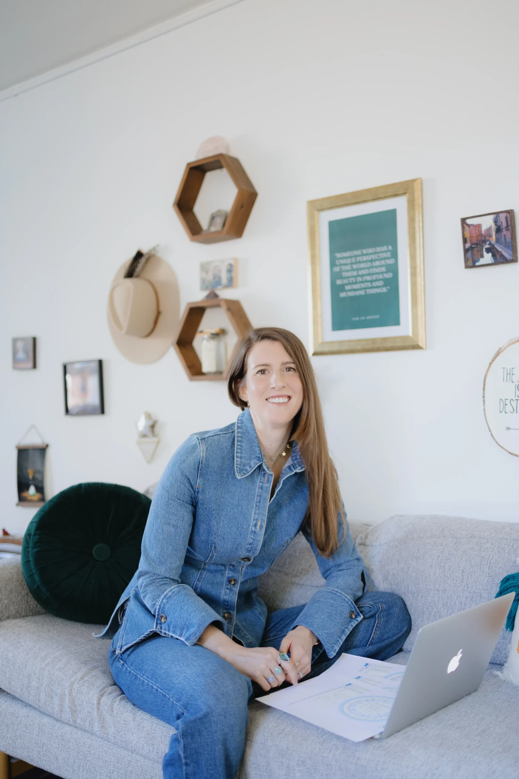 Astrologer Toronto - Jenn Rose